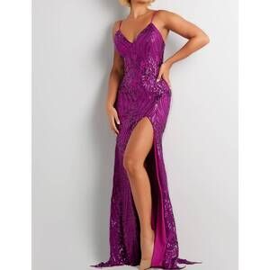 NEW JOVANI sequin embellished backless dress in purple